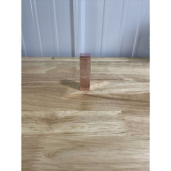 Too Faced Lady Bold EM Power Pigment Lipstick Shade Level Up - Picture 2 of 5